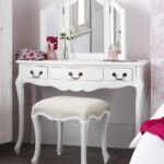 Juliette shabby chic white dressing table